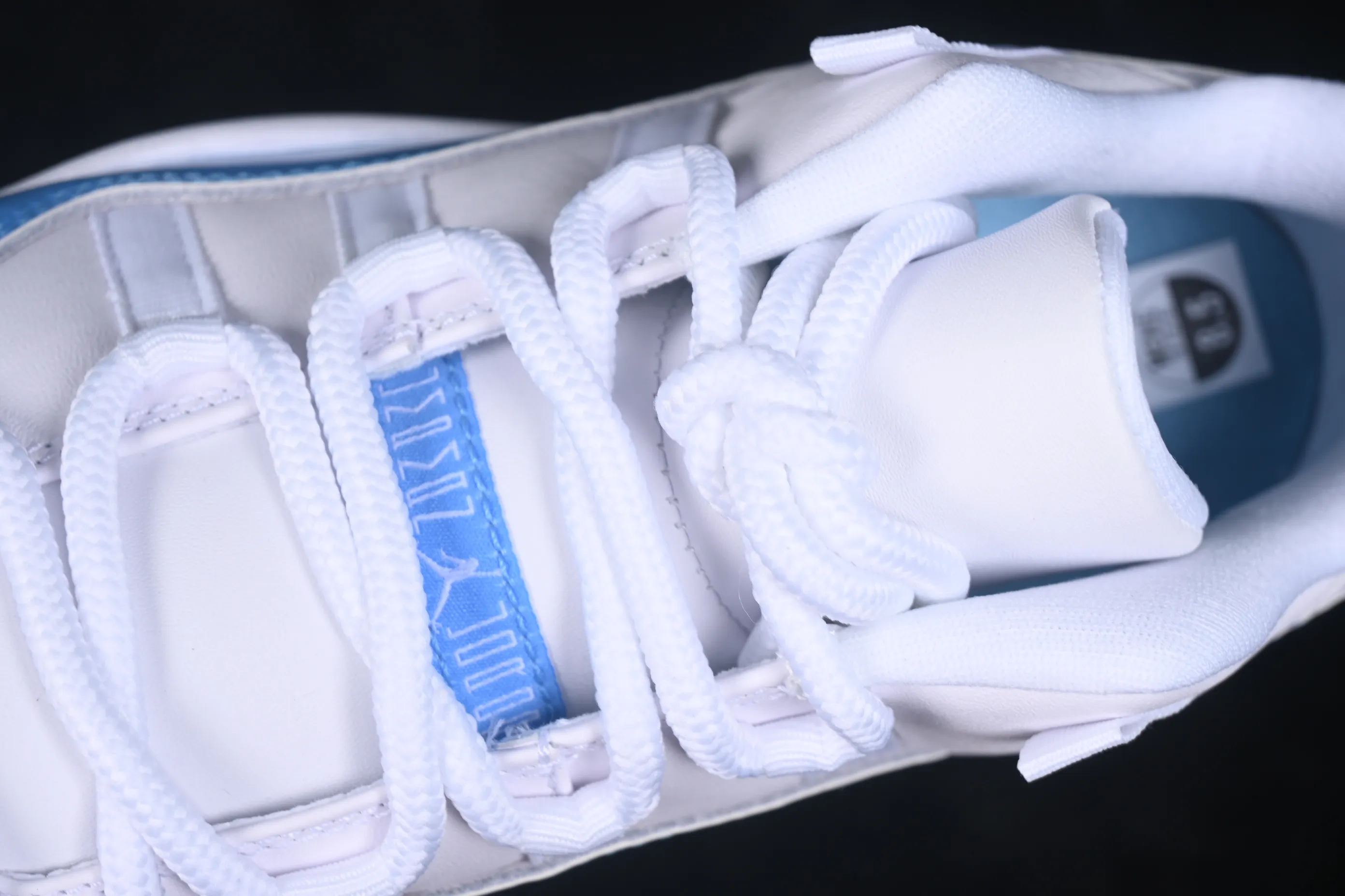 All categories Air Jordan Jordan series basketball shoes Air Jordan 11 F version Air Jordan 11 Low "University Blue" AJ11 Joe 11 University Blue FV5104-100